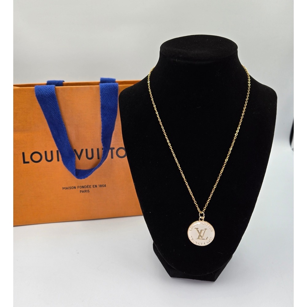 Louis‎ Vuitton Monogram Coin Pendant Necklace Gold Tone Chain - Picture 2 of 6